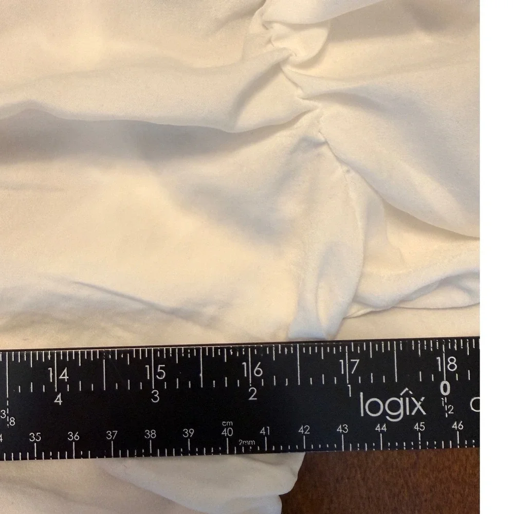 ASTR The Label White Ruched‎ V-Neck Puff Sleeve Blouse Small Victorian Coquette